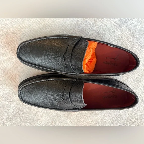 Magnanni by Gaziano Black Leather Loafers - danaclinics.com